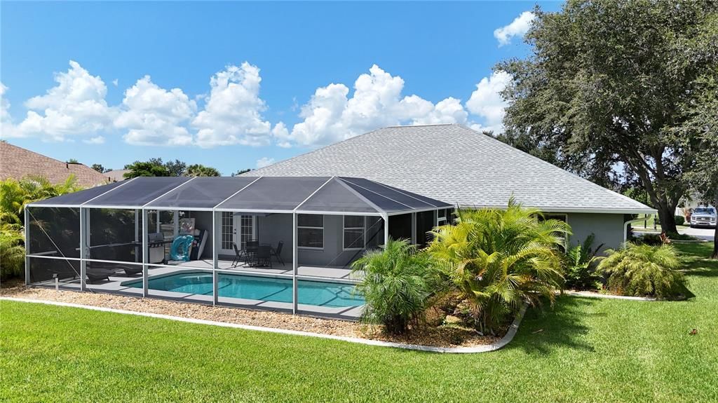 For Sale: $439,900 (3 beds, 2 baths, 1834 Square Feet)