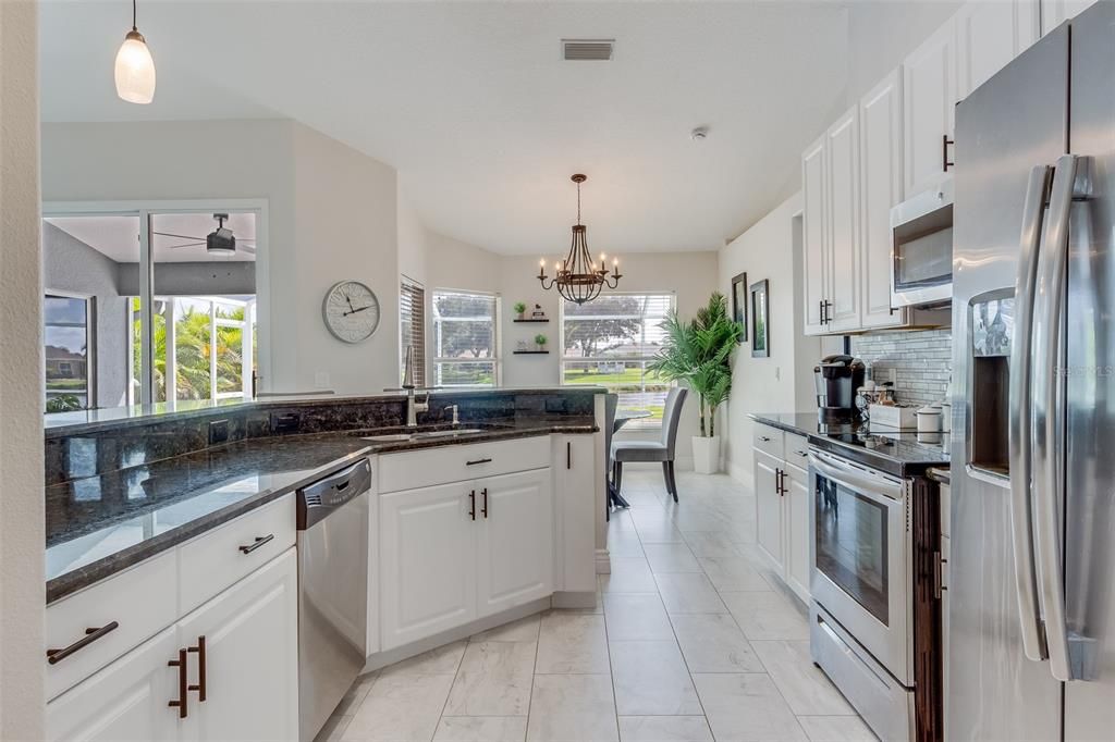 For Sale: $439,900 (3 beds, 2 baths, 1834 Square Feet)