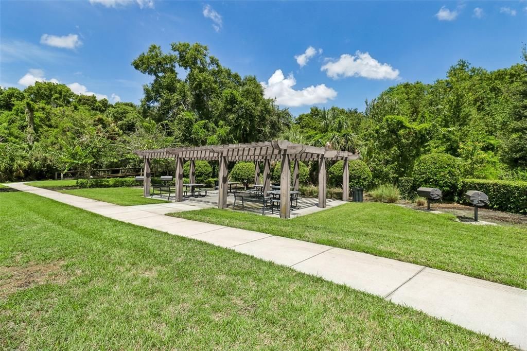 For Sale: $1,600,000 (6 beds, 5 baths, 5239 Square Feet)