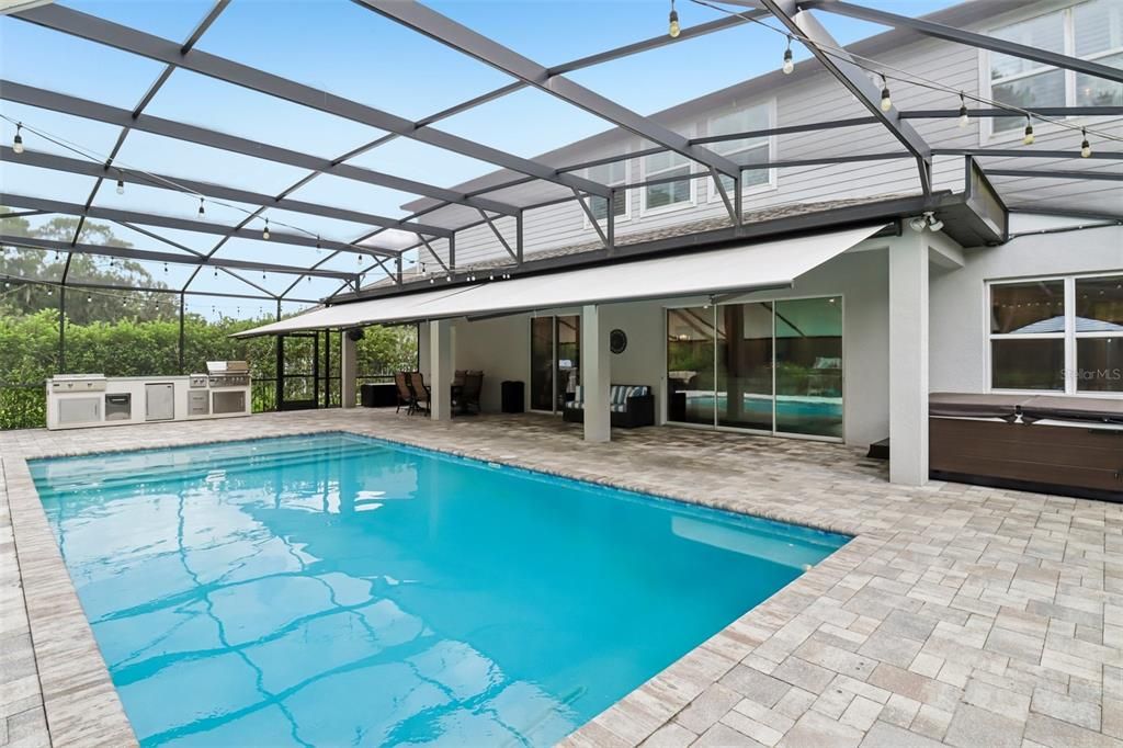 For Sale: $1,600,000 (6 beds, 5 baths, 5239 Square Feet)