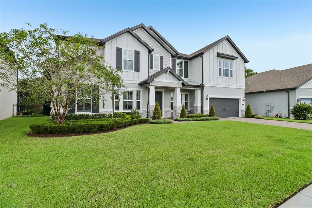 For Sale: $1,600,000 (6 beds, 5 baths, 5239 Square Feet)