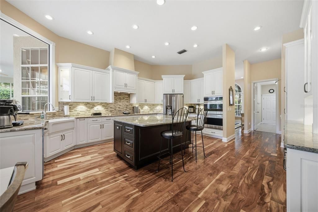 For Sale: $1,500,000 (4 beds, 3 baths, 3470 Square Feet)