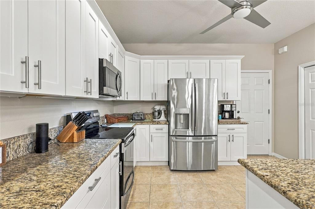 For Sale: $325,000 (3 beds, 2 baths, 1654 Square Feet)