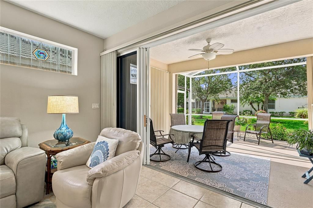 For Sale: $325,000 (3 beds, 2 baths, 1654 Square Feet)