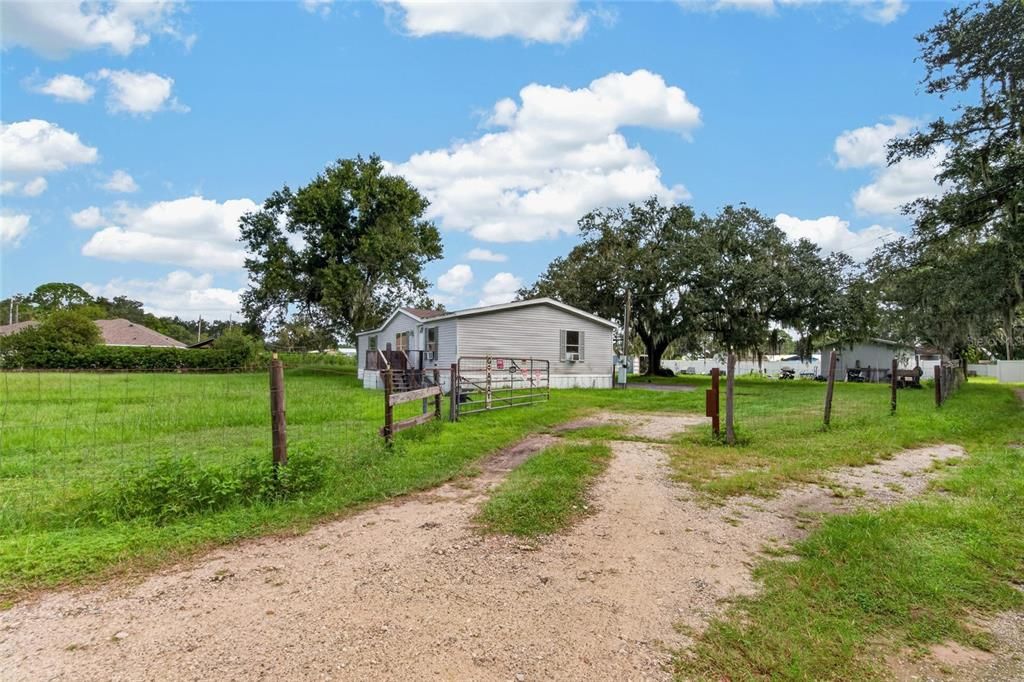 En Venta: $249,000 (3 camas, 2 baños, 1296 Pies cuadrados)