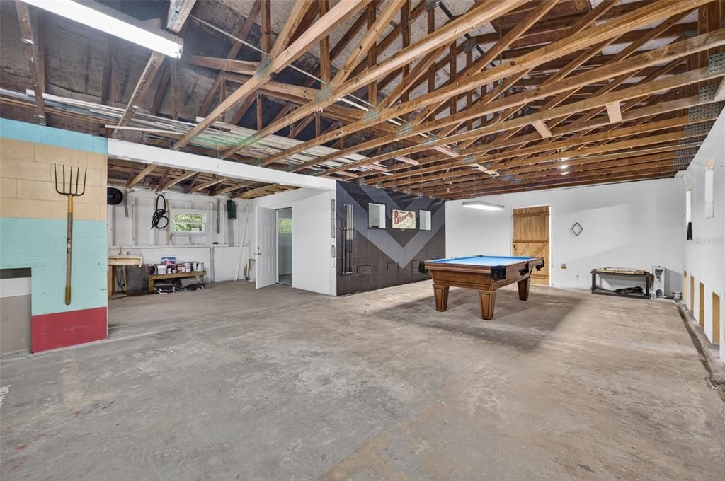En Venta: $699,000 (5 camas, 2 baños, 2498 Pies cuadrados)