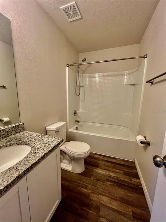 В аренду: $1,995 (3 спален, 2 ванн, 1660 Квадратных фут)