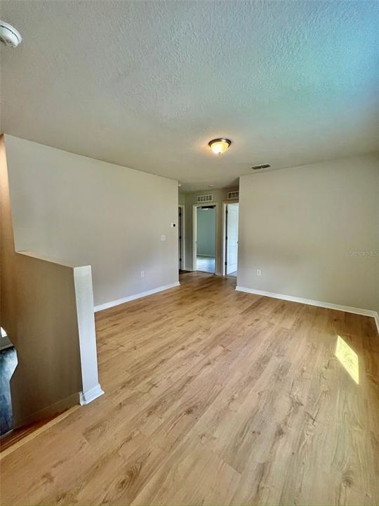 В аренду: $1,995 (3 спален, 2 ванн, 1660 Квадратных фут)