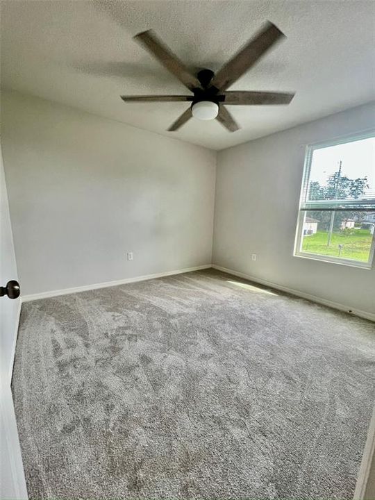 В аренду: $1,995 (3 спален, 2 ванн, 1660 Квадратных фут)
