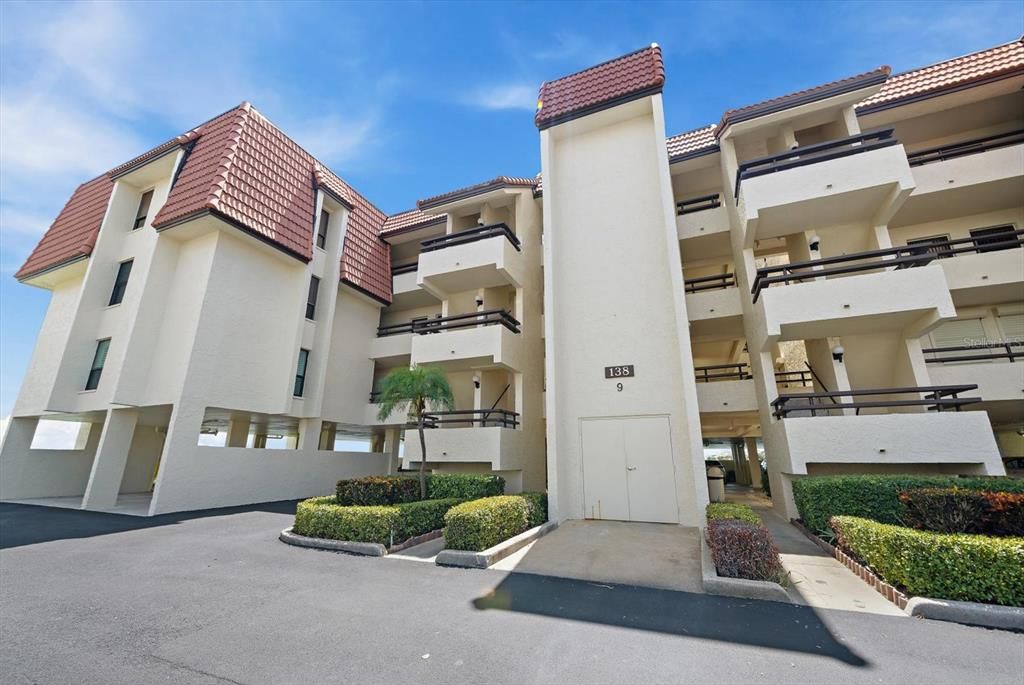 For Sale: $499,000 (2 beds, 2 baths, 1255 Square Feet)