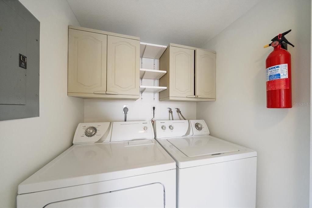 For Sale: $499,000 (2 beds, 2 baths, 1255 Square Feet)