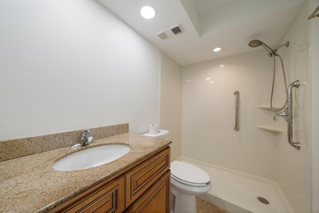 For Sale: $499,000 (2 beds, 2 baths, 1255 Square Feet)