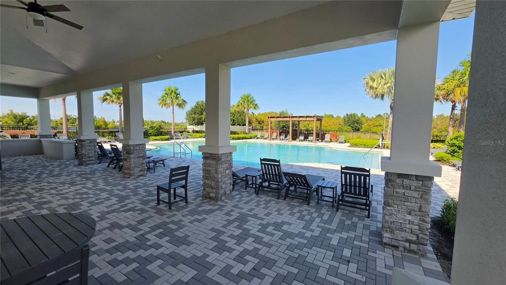 For Rent: $2,195 (3 beds, 2 baths, 1463 Square Feet)