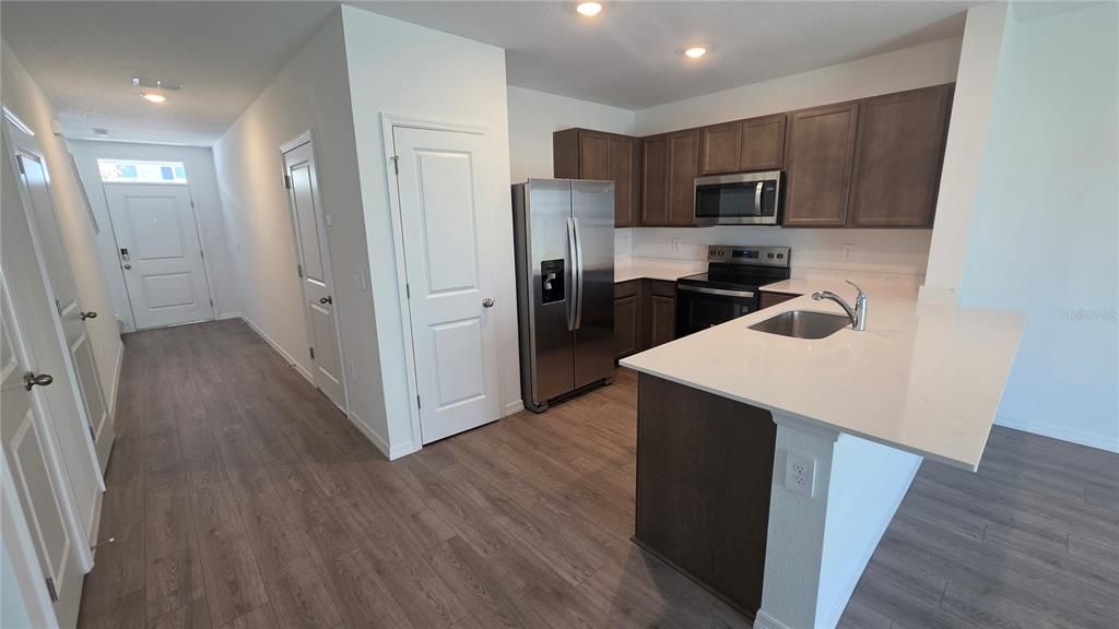 For Rent: $2,195 (3 beds, 2 baths, 1463 Square Feet)