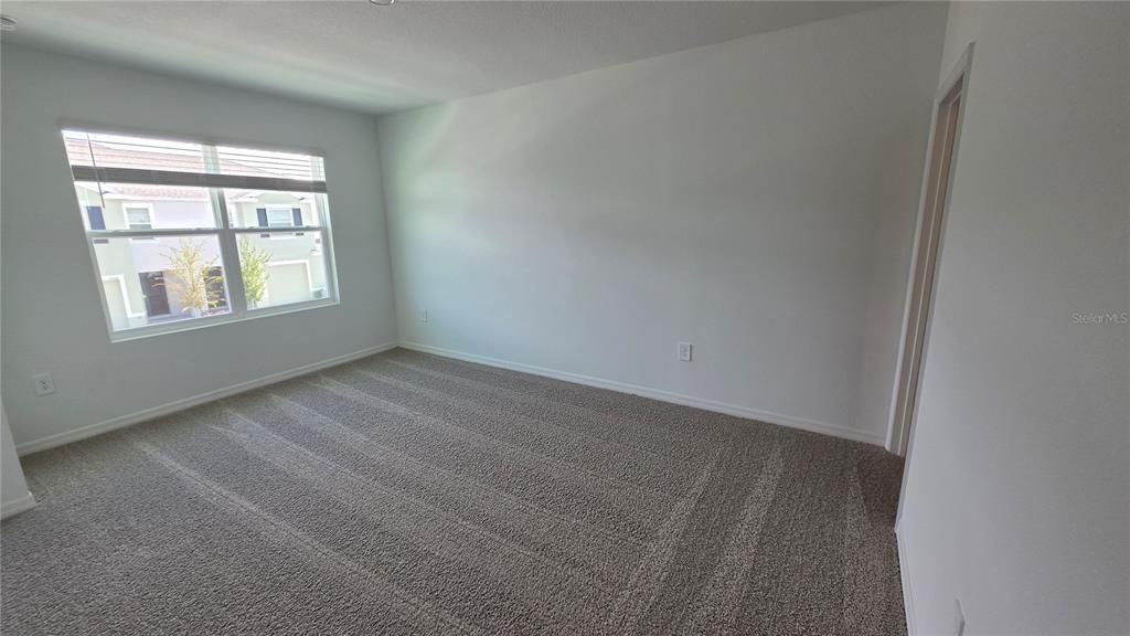 For Rent: $2,195 (3 beds, 2 baths, 1463 Square Feet)