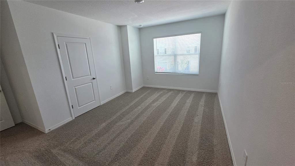 For Rent: $2,195 (3 beds, 2 baths, 1463 Square Feet)
