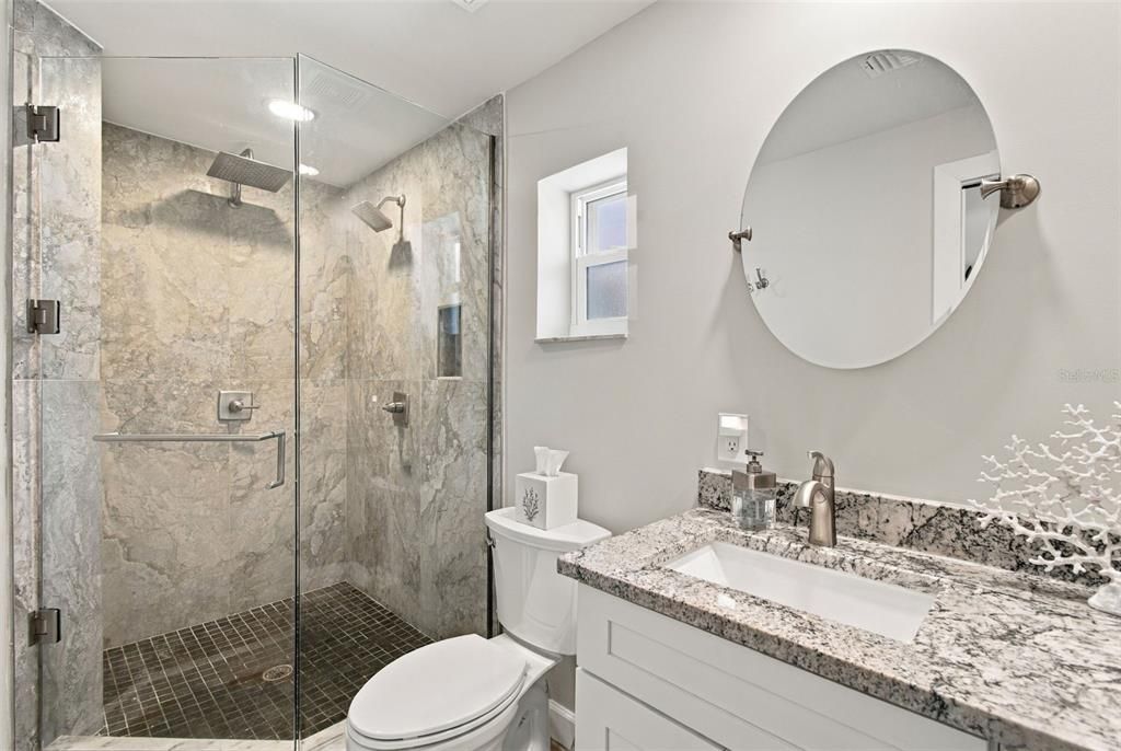 For Sale: $525,000 (2 beds, 2 baths, 1306 Square Feet)