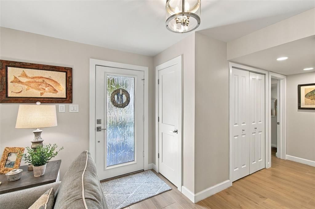 For Sale: $525,000 (2 beds, 2 baths, 1306 Square Feet)