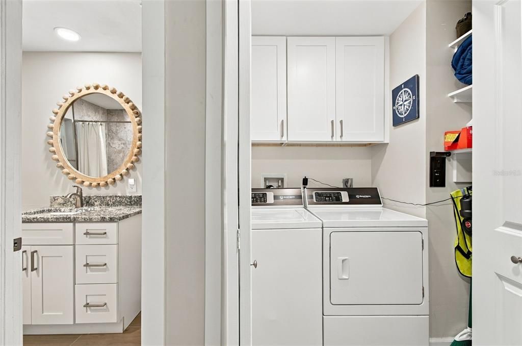 For Sale: $525,000 (2 beds, 2 baths, 1306 Square Feet)