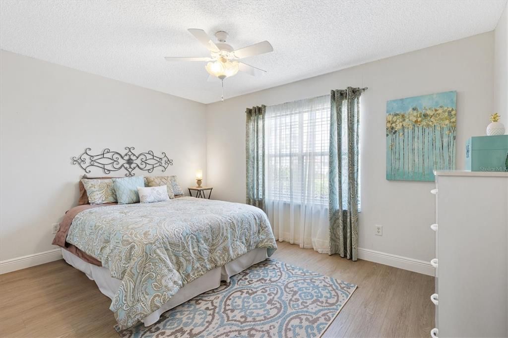 For Sale: $298,888 (3 beds, 2 baths, 1224 Square Feet)