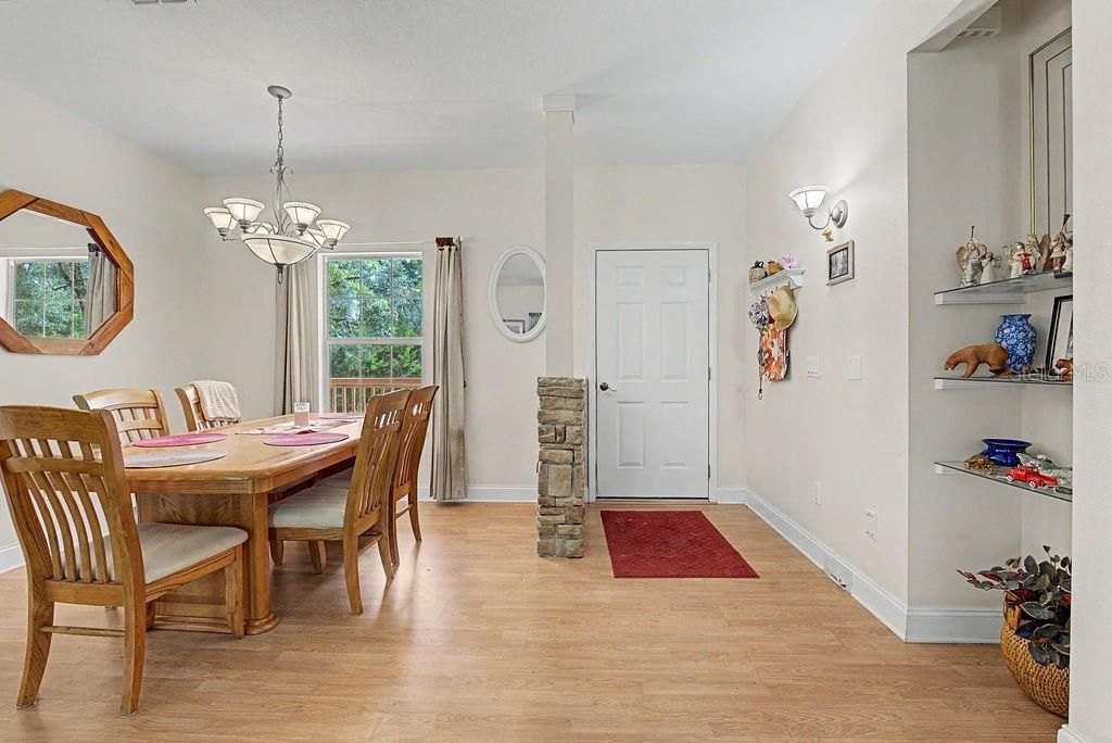 For Sale: $339,000 (3 beds, 2 baths, 1740 Square Feet)