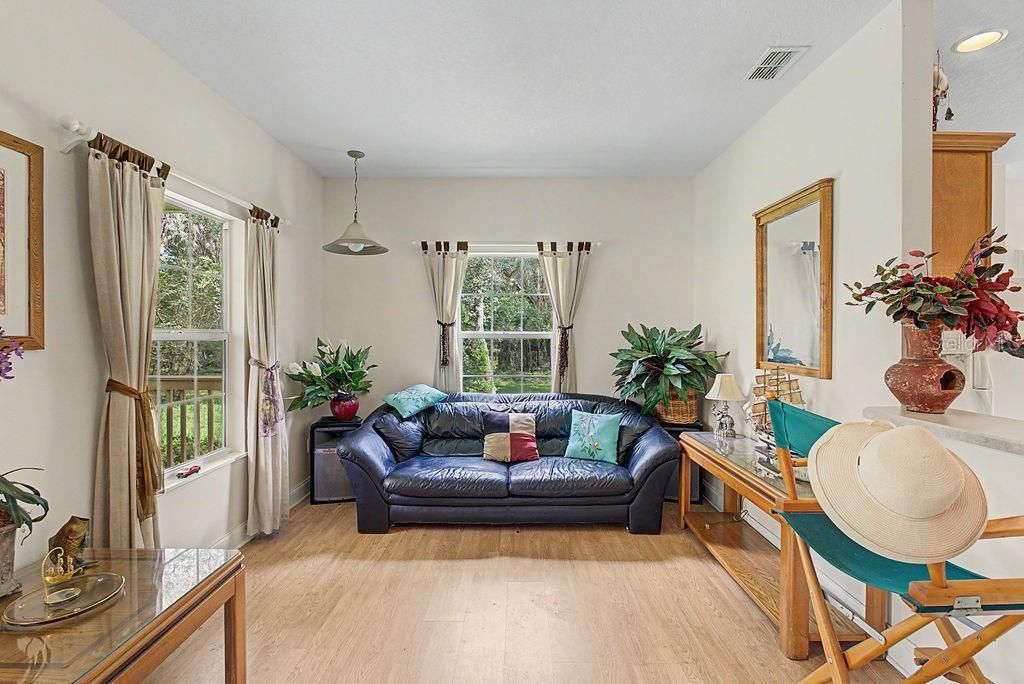 For Sale: $339,000 (3 beds, 2 baths, 1740 Square Feet)