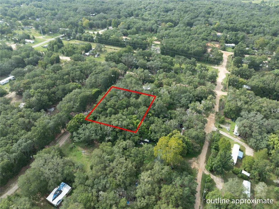 待售: $20,000 (0.69 acres)
