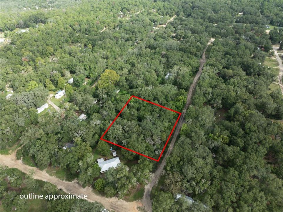 待售: $20,000 (0.69 acres)