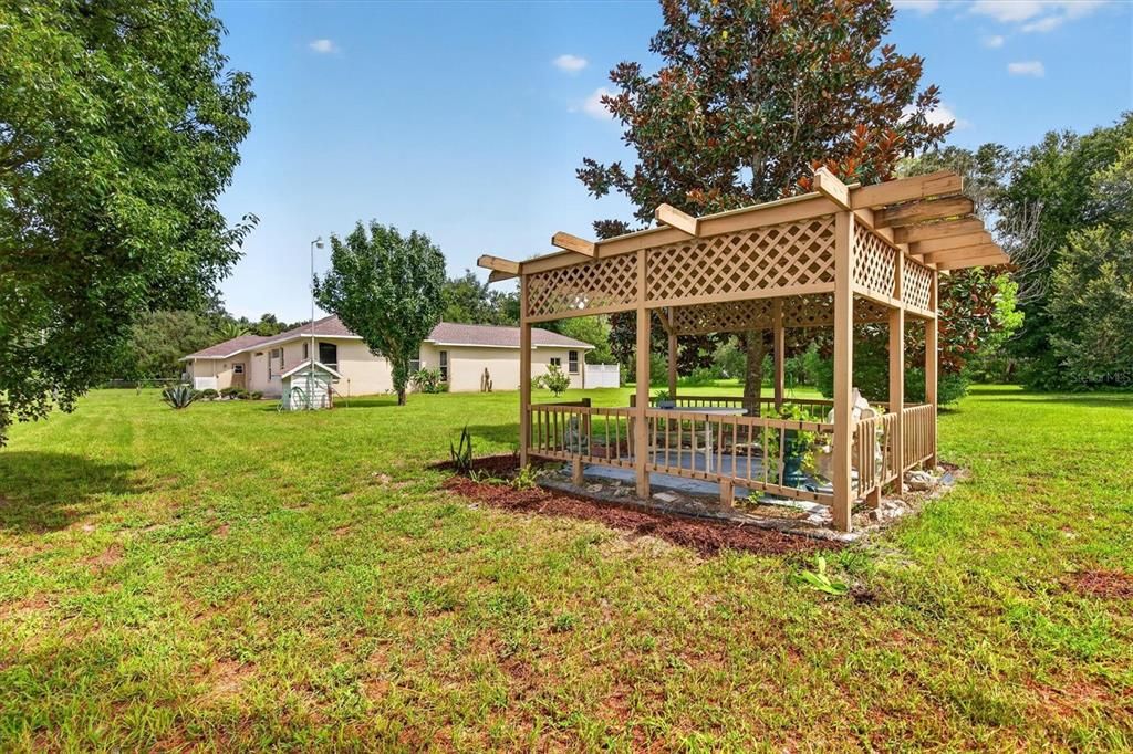 En Venta: $599,900 (3 camas, 3 baños, 2509 Pies cuadrados)