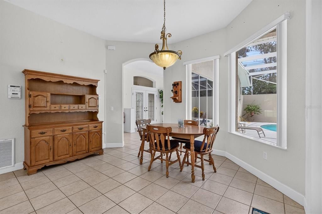En Venta: $599,900 (3 camas, 3 baños, 2509 Pies cuadrados)