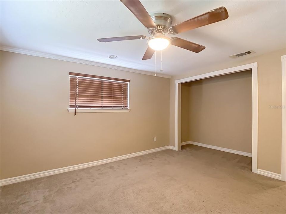 For Sale: $305,000 (3 beds, 2 baths, 1629 Square Feet)