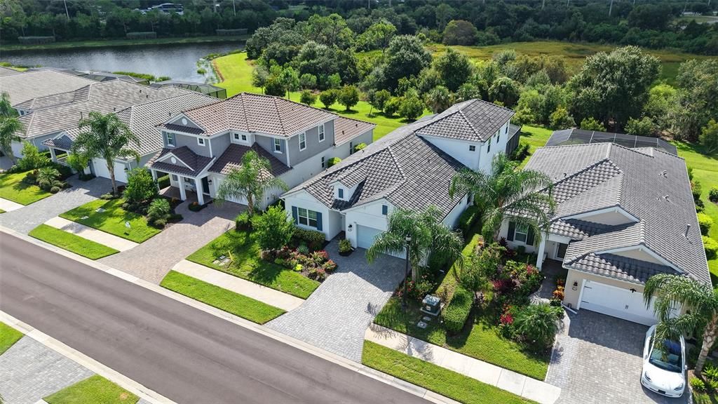 For Sale: $928,000 (4 beds, 4 baths, 3019 Square Feet)
