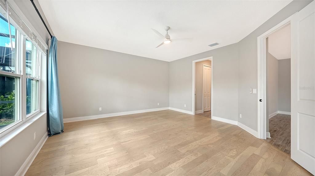 For Sale: $928,000 (4 beds, 4 baths, 3019 Square Feet)