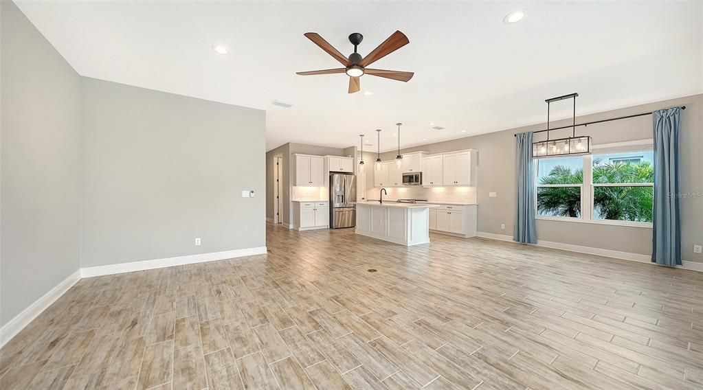 For Sale: $928,000 (4 beds, 4 baths, 3019 Square Feet)
