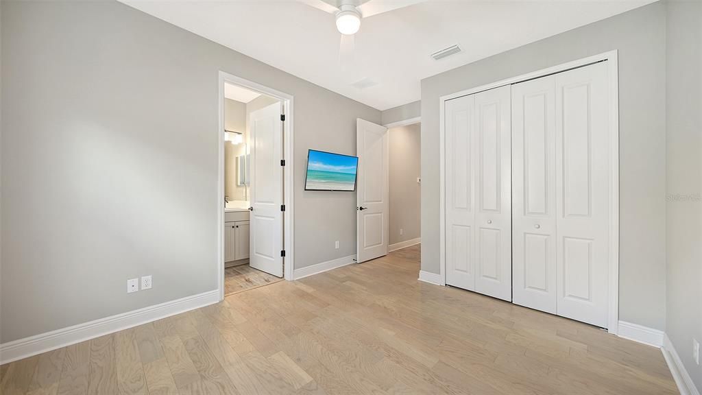 For Sale: $928,000 (4 beds, 4 baths, 3019 Square Feet)
