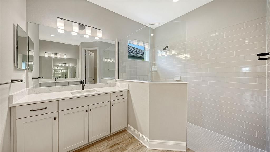 For Sale: $928,000 (4 beds, 4 baths, 3019 Square Feet)
