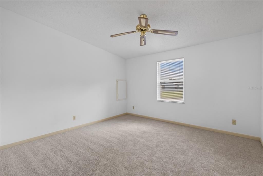 For Sale: $174,900 (2 beds, 2 baths, 1436 Square Feet)