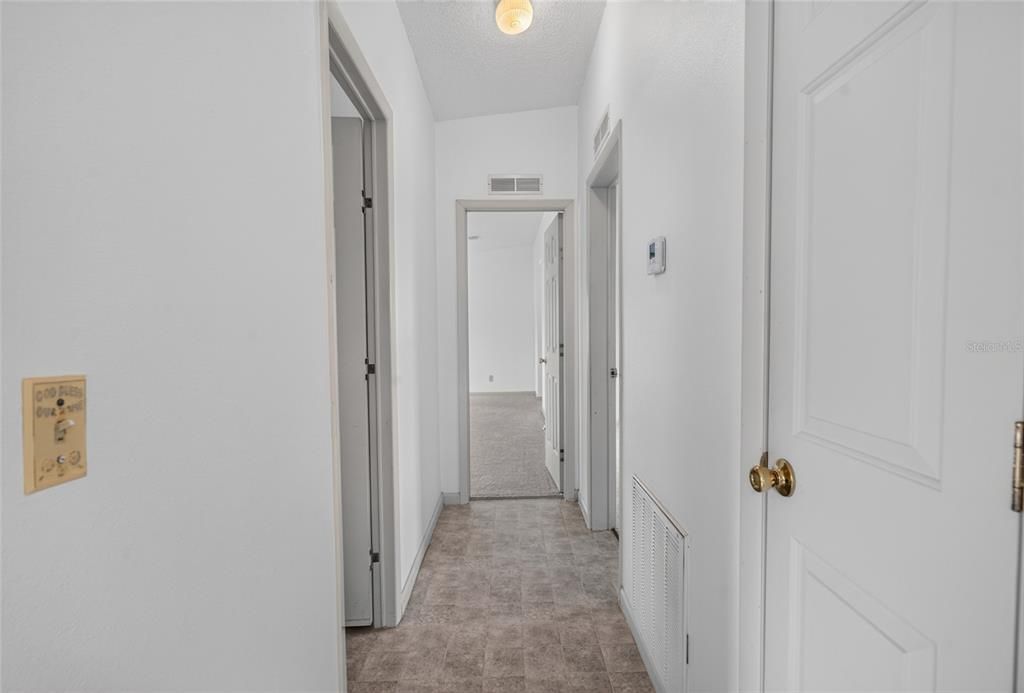 For Sale: $174,900 (2 beds, 2 baths, 1436 Square Feet)