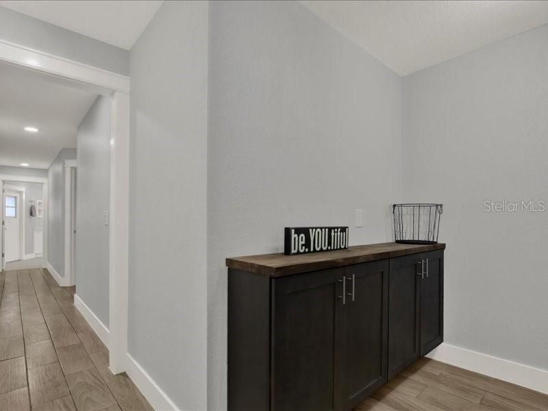 En Venta: $509,900 (4 camas, 2 baños, 2346 Pies cuadrados)