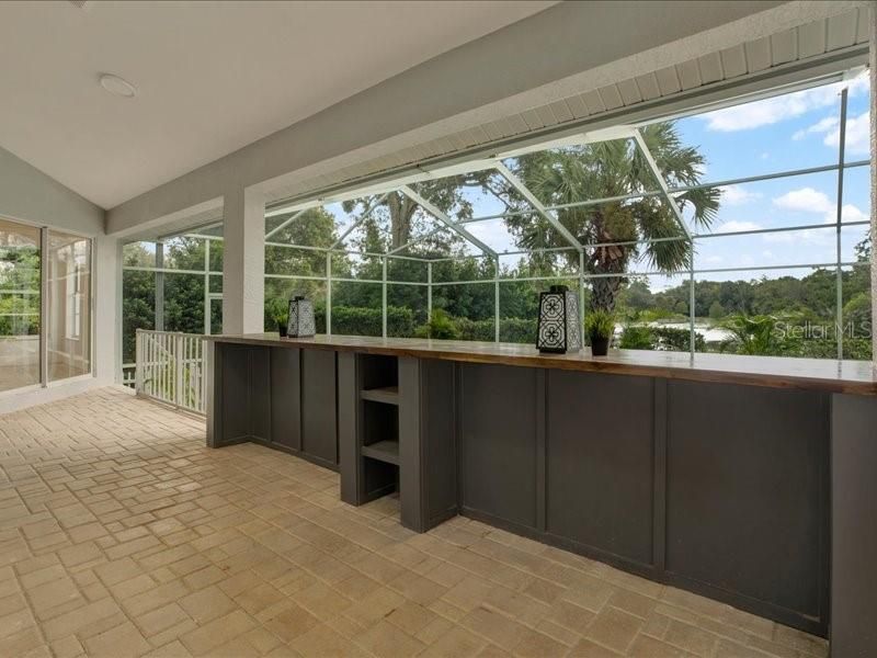 En Venta: $509,900 (4 camas, 2 baños, 2346 Pies cuadrados)