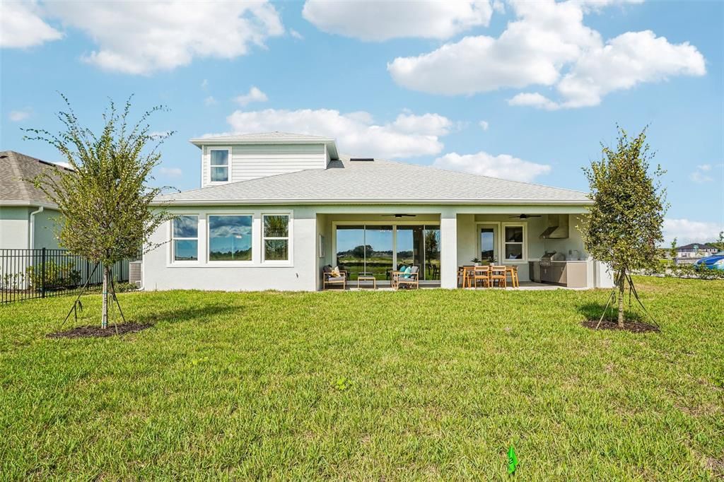 Active With Contract: $574,990 (3 beds, 2 baths, 2505 Square Feet)
