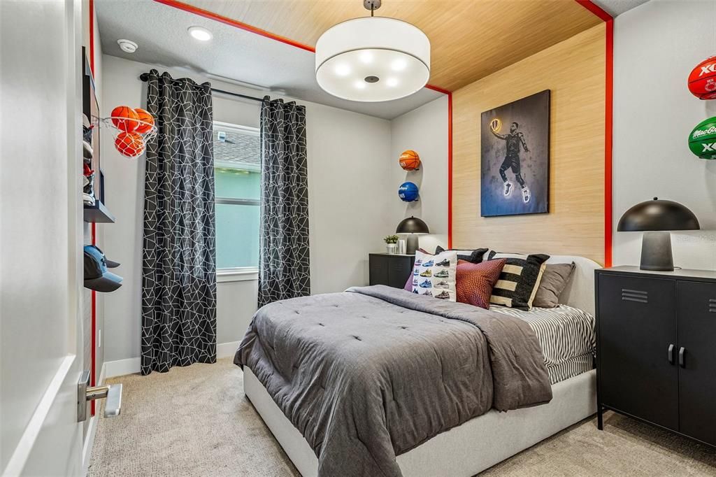 Active With Contract: $574,990 (3 beds, 2 baths, 2505 Square Feet)
