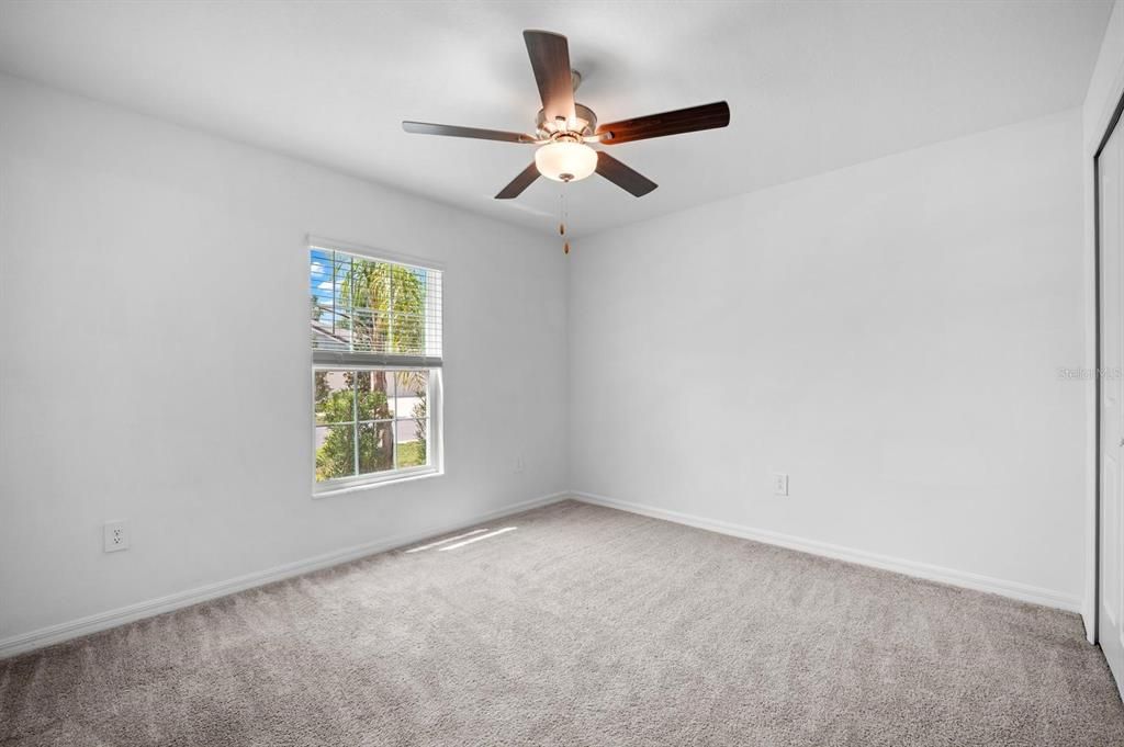 En Venta: $449,900 (4 camas, 3 baños, 2557 Pies cuadrados)