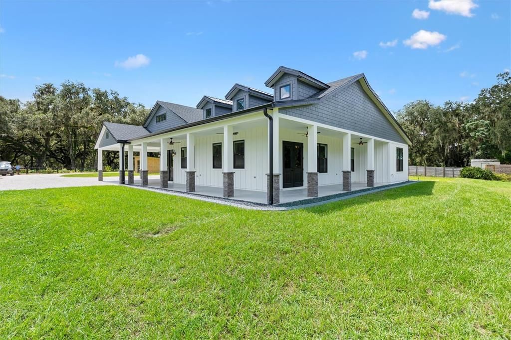 For Sale: $824,900 (4 beds, 3 baths, 2678 Square Feet)