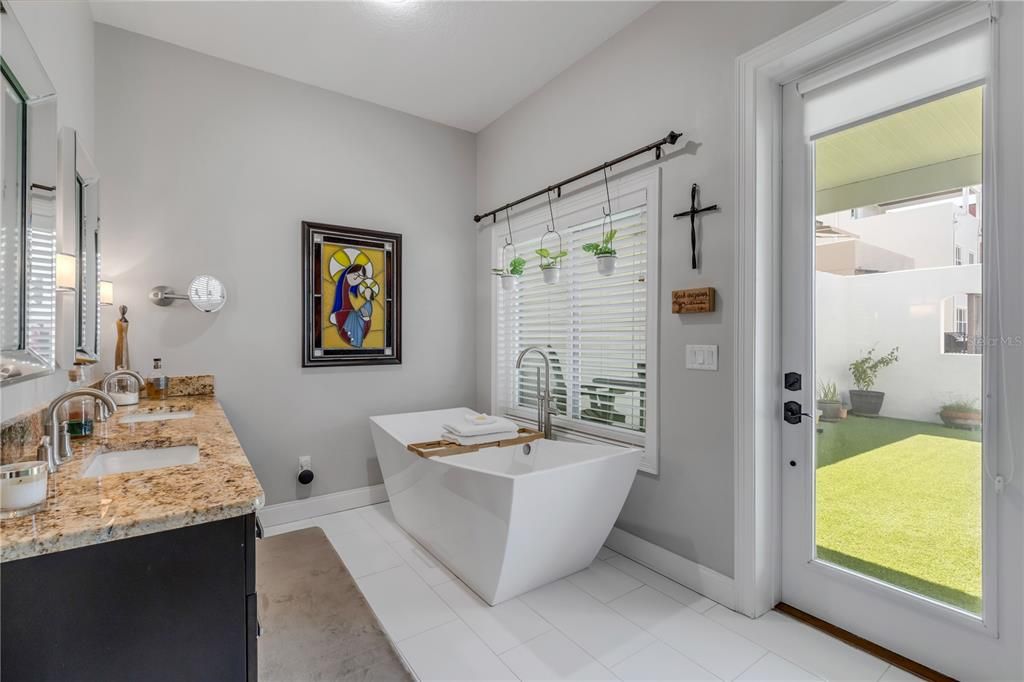 En Venta: $1,990,000 (2 camas, 4 baños, 4104 Pies cuadrados)