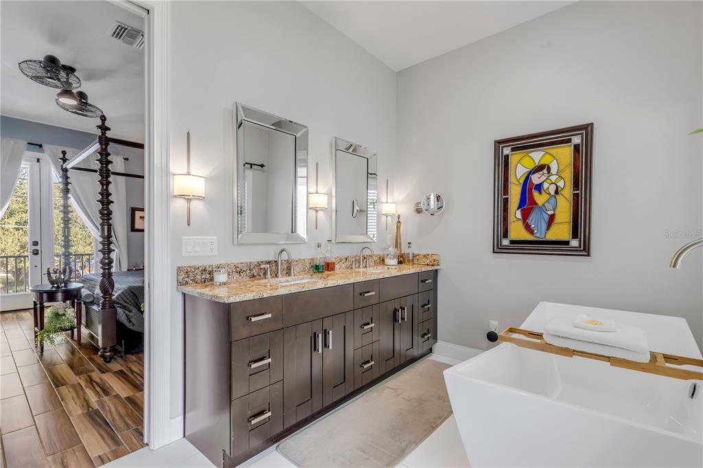 En Venta: $1,990,000 (2 camas, 4 baños, 4104 Pies cuadrados)