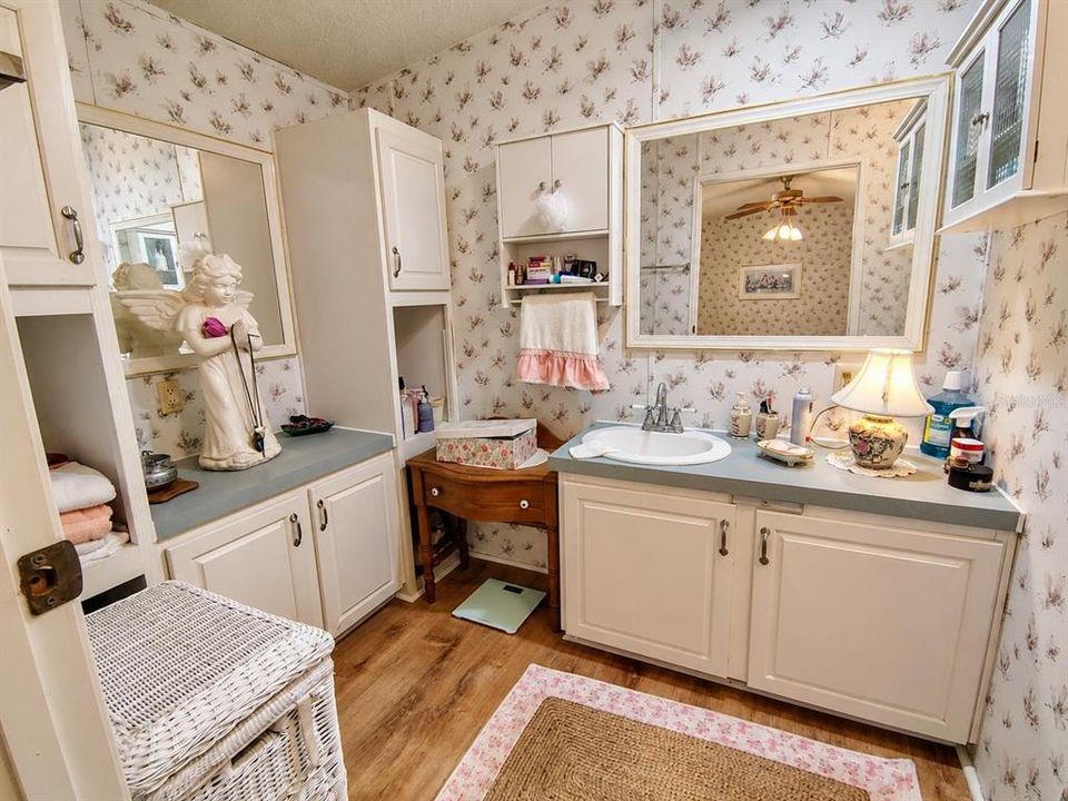 На продажу: $175,000 (3 спален, 2 ванн, 1248 Квадратных фут)