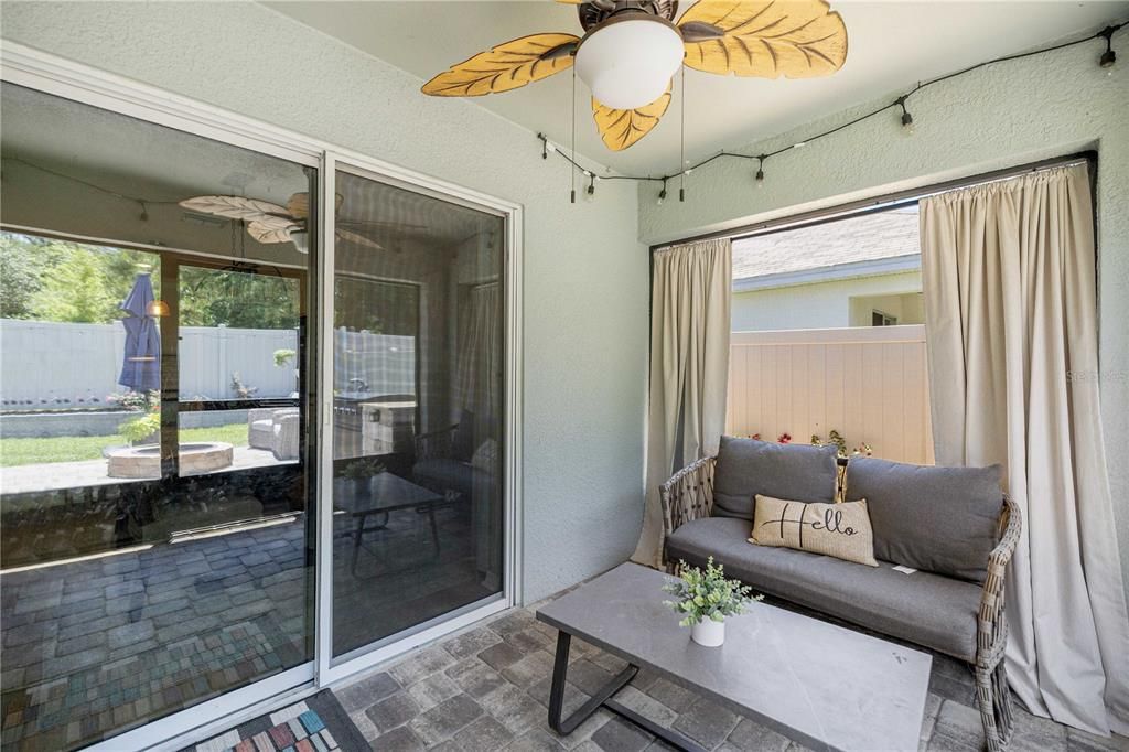 For Sale: $312,500 (4 beds, 2 baths, 1827 Square Feet)