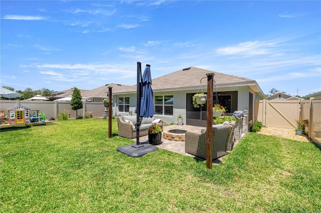 For Sale: $312,500 (4 beds, 2 baths, 1827 Square Feet)