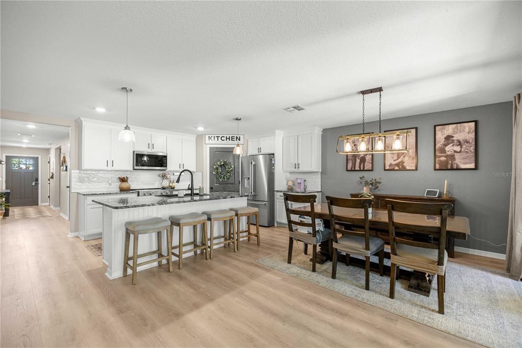 For Sale: $312,500 (4 beds, 2 baths, 1827 Square Feet)